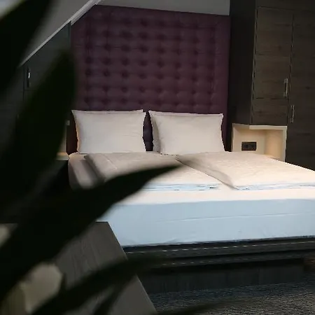 Stadt Muenchen 4* デュッセルドルフ